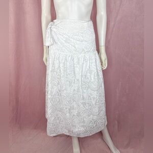 Lilly Pulitzer Womens 100% Cotton White Wrap Midi Skirt Size Medium Sun Print